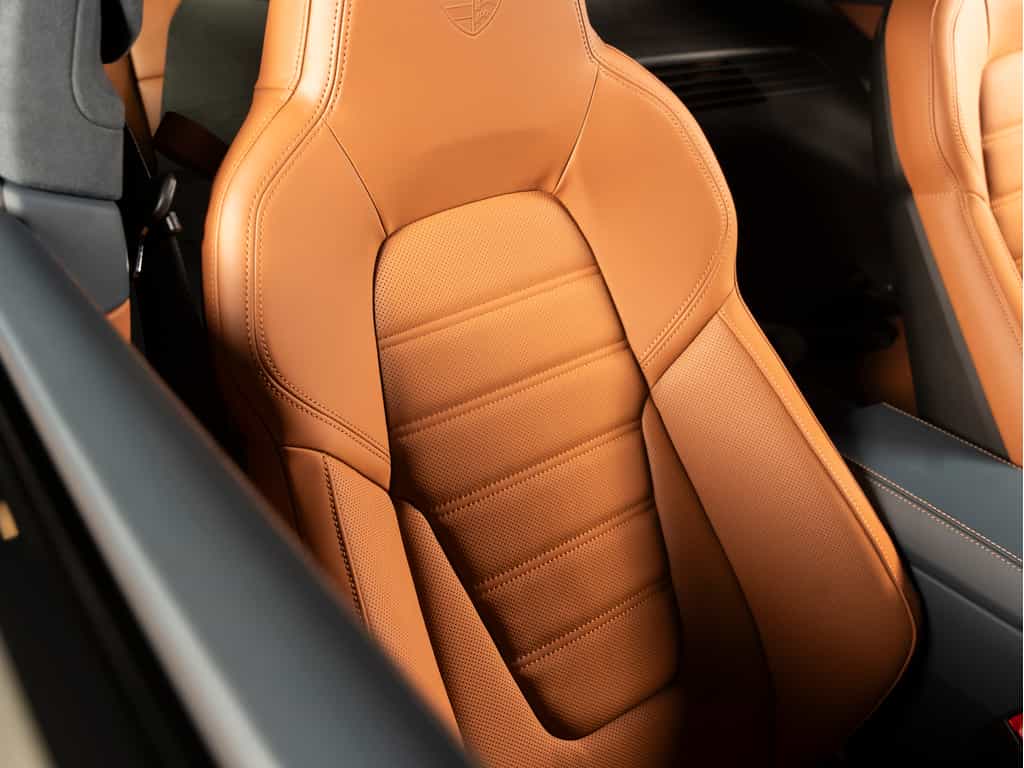 Image 27 Porsche 911 2024 911 Carrera 4 - 33KM FROM NEW - CPO 2024