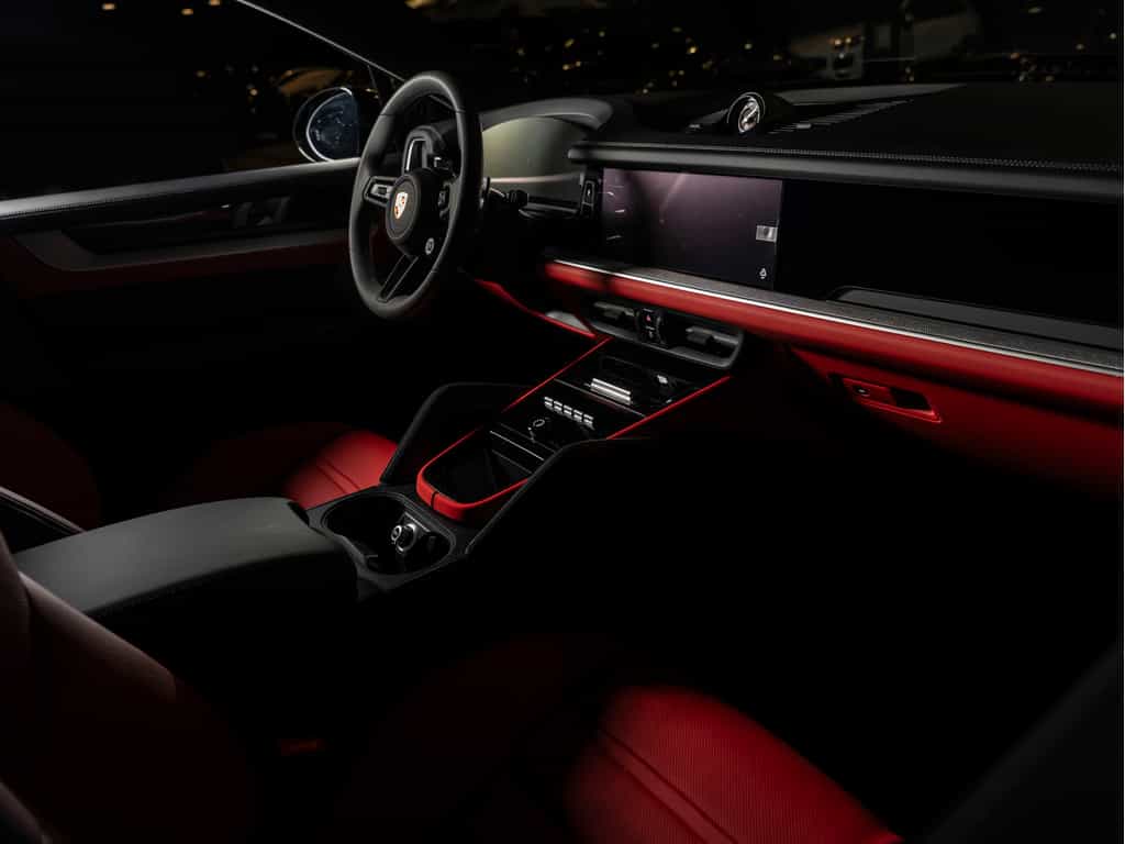 Image 4 Porsche Cayenne 2026 Cayenne Coupe 2026