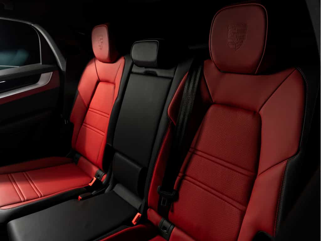 Image 18 Porsche Cayenne 2026 Cayenne Coupe 2026