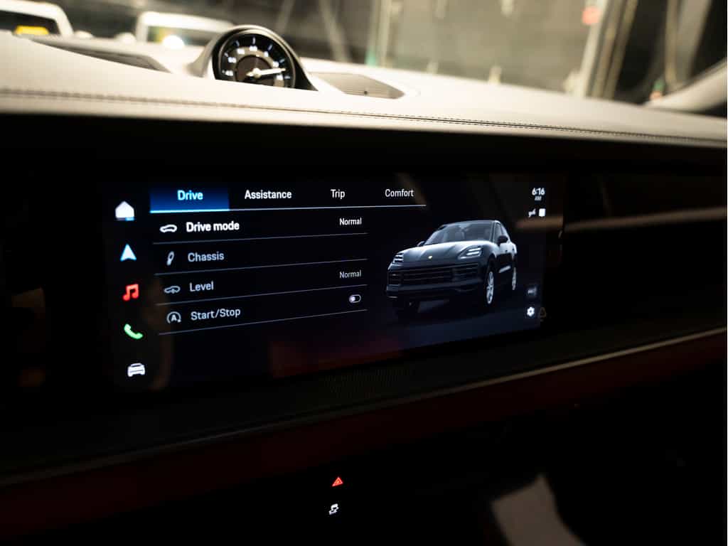 Image 27 Porsche Cayenne 2026 Cayenne Coupe 2026