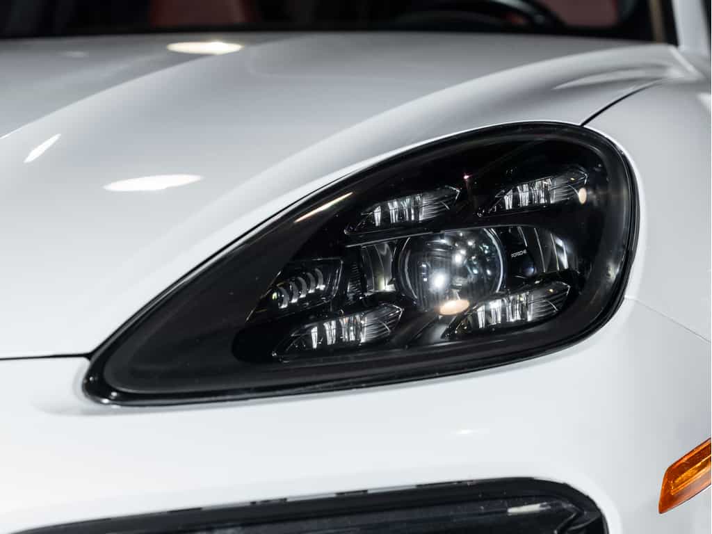 Image 18 Porsche Cayenne 2020 Cayenne Turbo - Certified Pre-Owned 2020