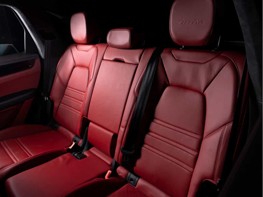 Image 22 Porsche Cayenne 2020 Cayenne Turbo - Certified Pre-Owned 2020