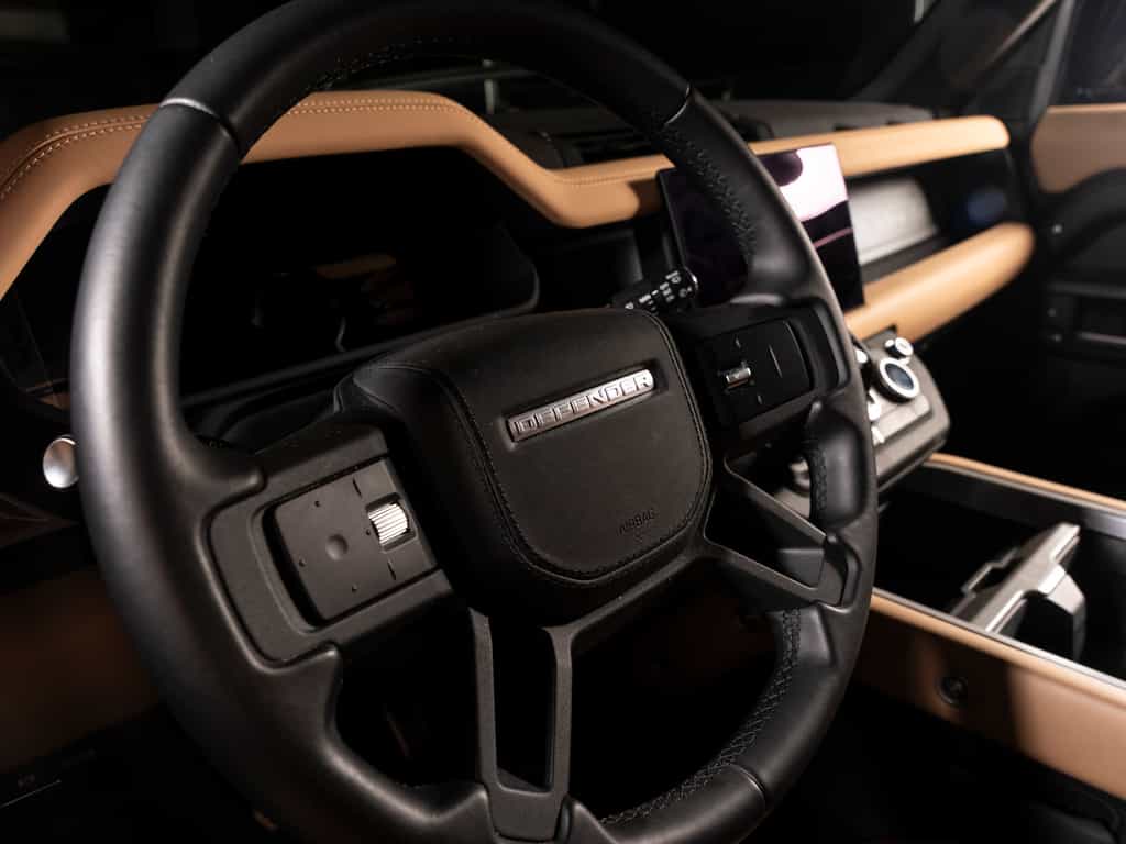 Image 13 Land Rover Defender 2025 Land Rover Defender 110 P400 X 2025