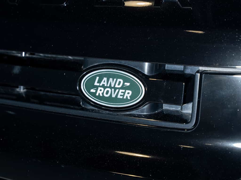 Image 17 Land Rover Defender 2025 Land Rover Defender 110 P400 X 2025