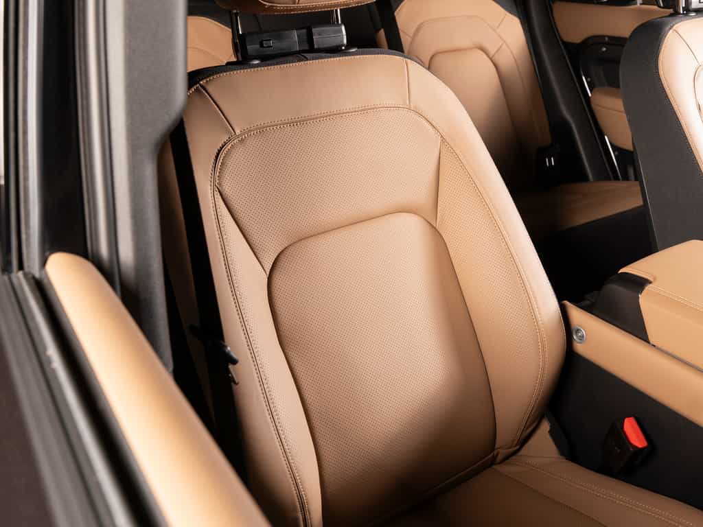 Image 29 Land Rover Defender 2025 Land Rover Defender 110 P400 X 2025