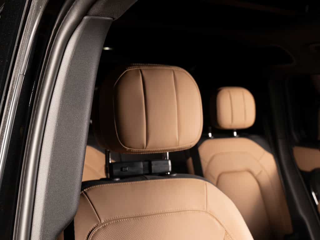 Image 30 Land Rover Defender 2025 Land Rover Defender 110 P400 X 2025