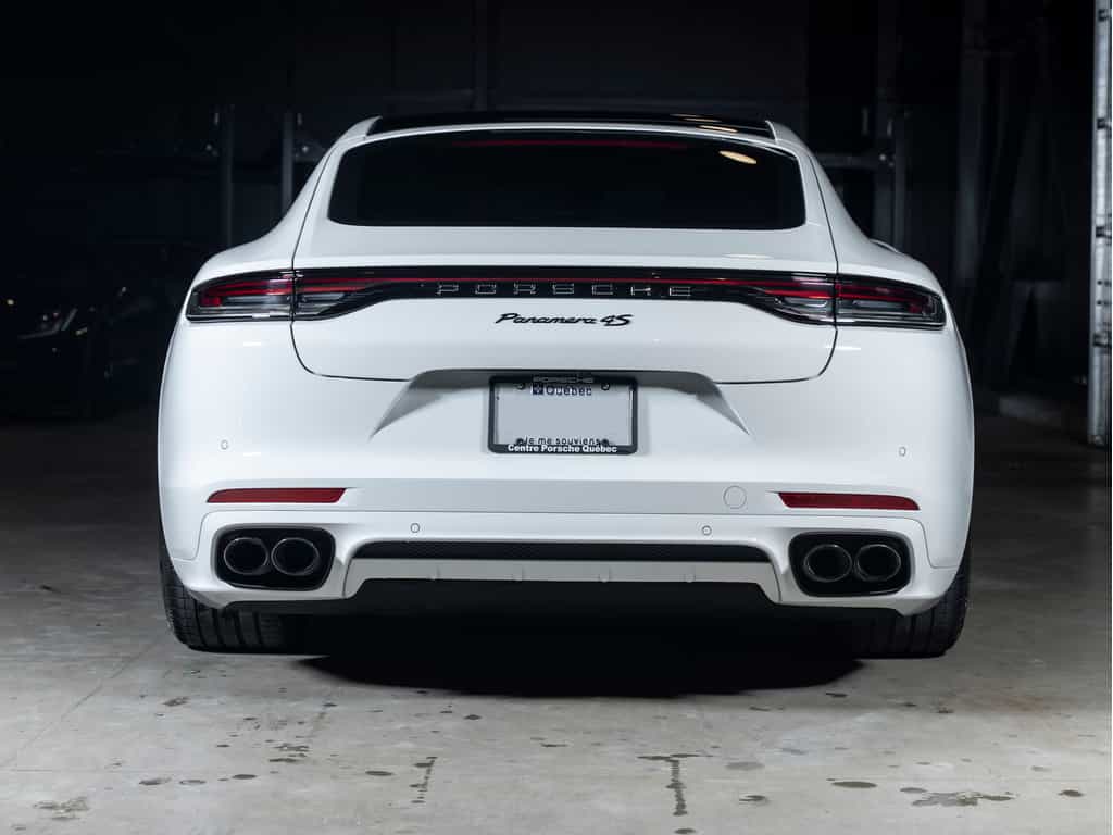 Image 8 Porsche Panamera 2023 Panamera 4S - Premium Plus - Sport Exhaust 2023