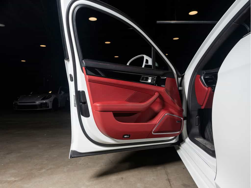 Image 15 Porsche Panamera 2023 Panamera 4S - Premium Plus - Sport Exhaust 2023