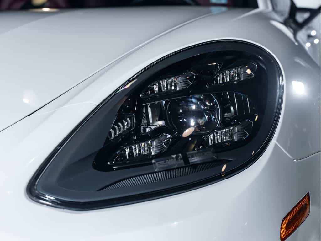 Image 19 Porsche Panamera 2023 Panamera 4S - Premium Plus - Sport Exhaust 2023