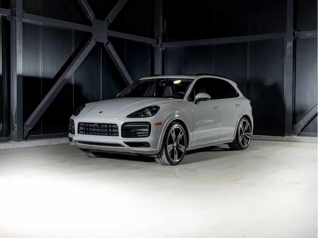 2023 Porsche Cayenne 2023 Cayenne S Platinum Edition - CPO - Image 1