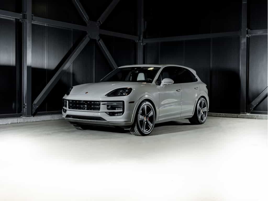 2026 Porsche Cayenne 2026 Cayenne GTS - Certifié Porsche Approved - Image 1