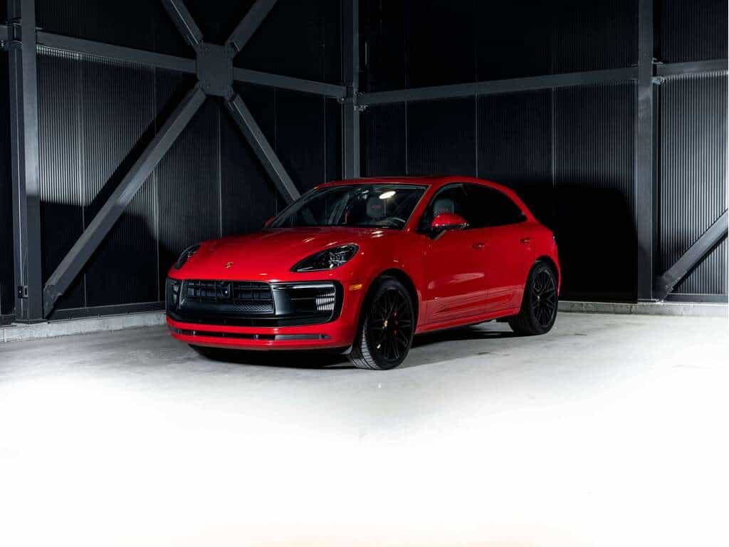 2025 Porsche Macan 2025 Macan GTS - CPO - Image 1